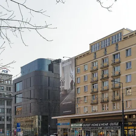 Kashmir Comfort アパート ワルシャワ