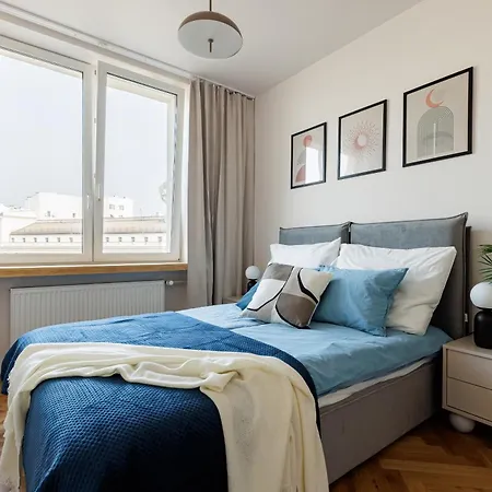 Kashmir Comfort Апартаменты Варшава